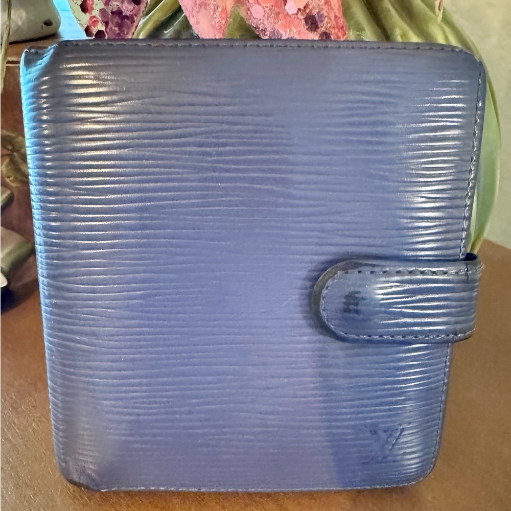 Louis Vuitton Royal Blue Epi Leather Wallet